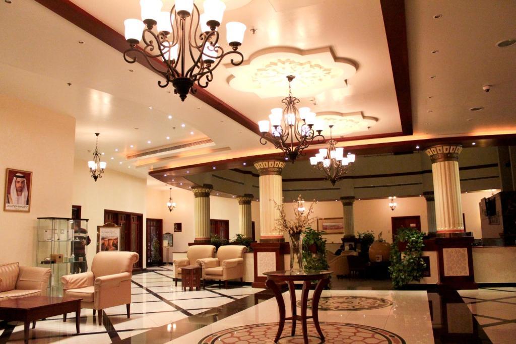 Golden Tulip Khatt Springs Resort & Spa Рас-ель-Хайма Екстер'єр фото